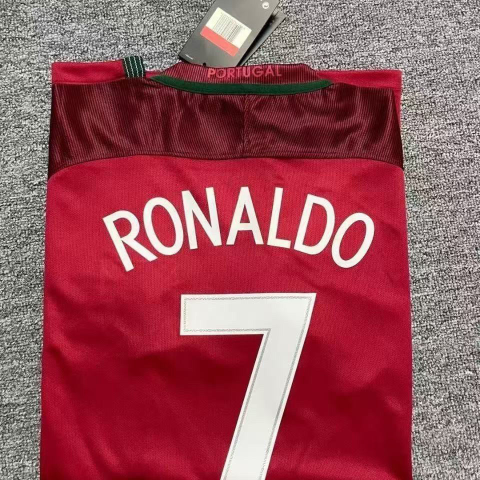 2016 Portugal long-sleeved jersey National team European Cup No. 7 Ronaldo long-sleeved game print number football suit men