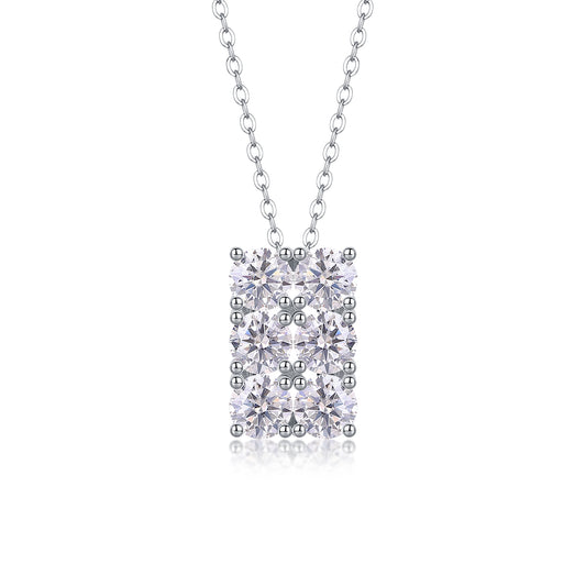 Grand Round - A Fashionable And Luxurious Diamond Jewelry Piece Set With 0.5-carat And 0.3-carat Moissan Diamonds, S925 Sterling Silver And Platinum-plated Pendant