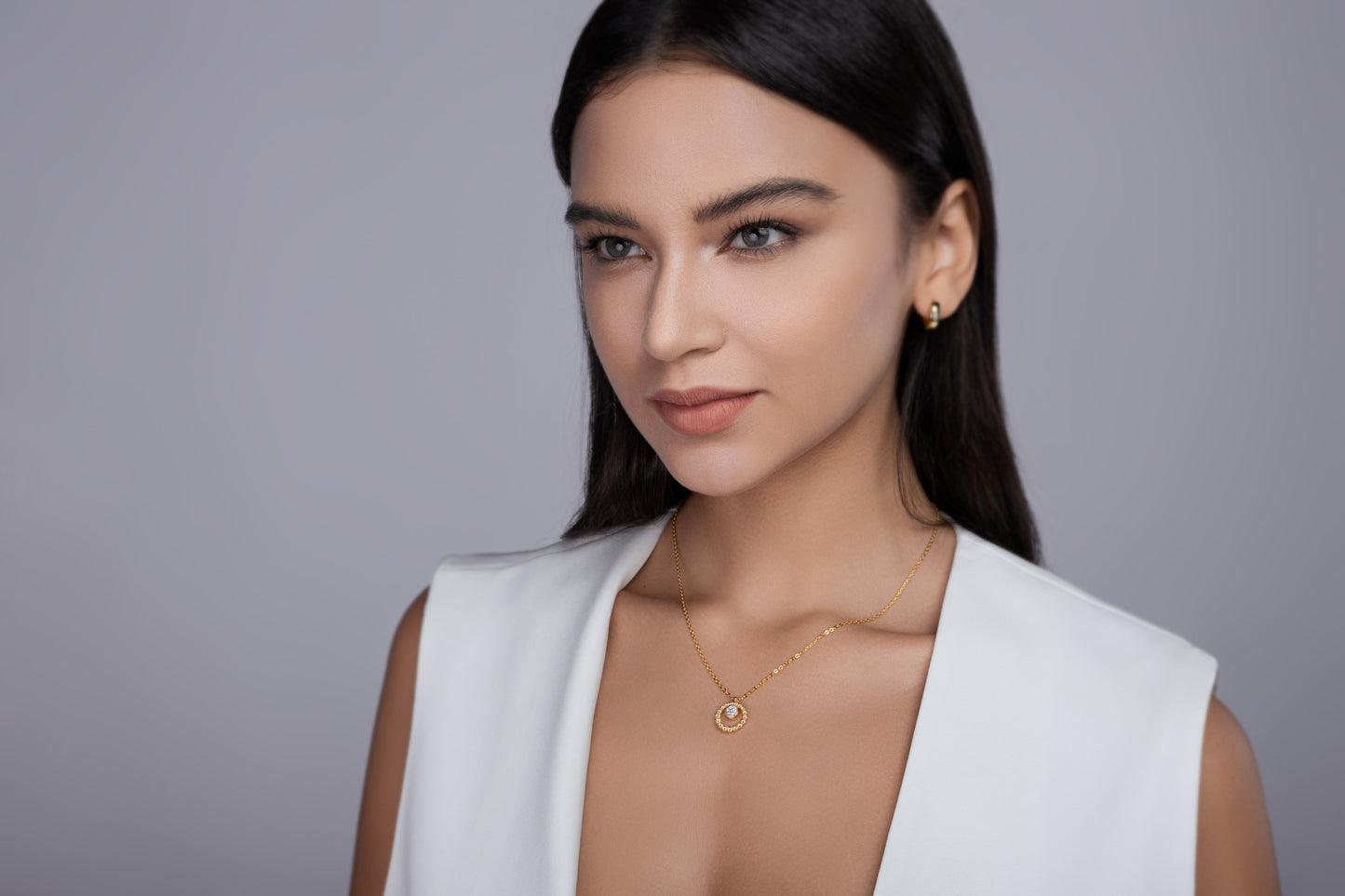 Moon Pearl - A Fashionable And Trendy Diamond Pendant Necklace Set With 0.5-carat Moissanite S925 Sterling Silver And Gold Plating